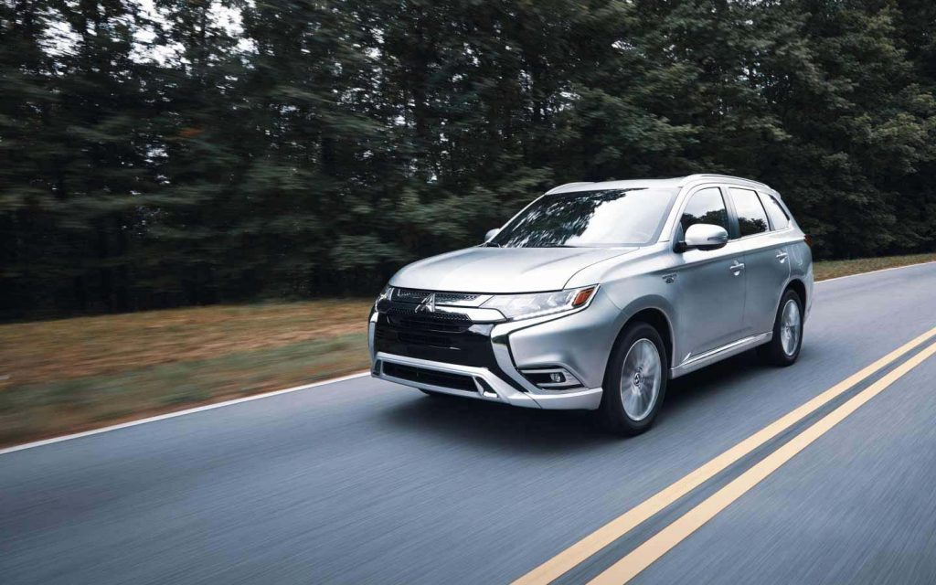 voiture familiale hybride plug-in